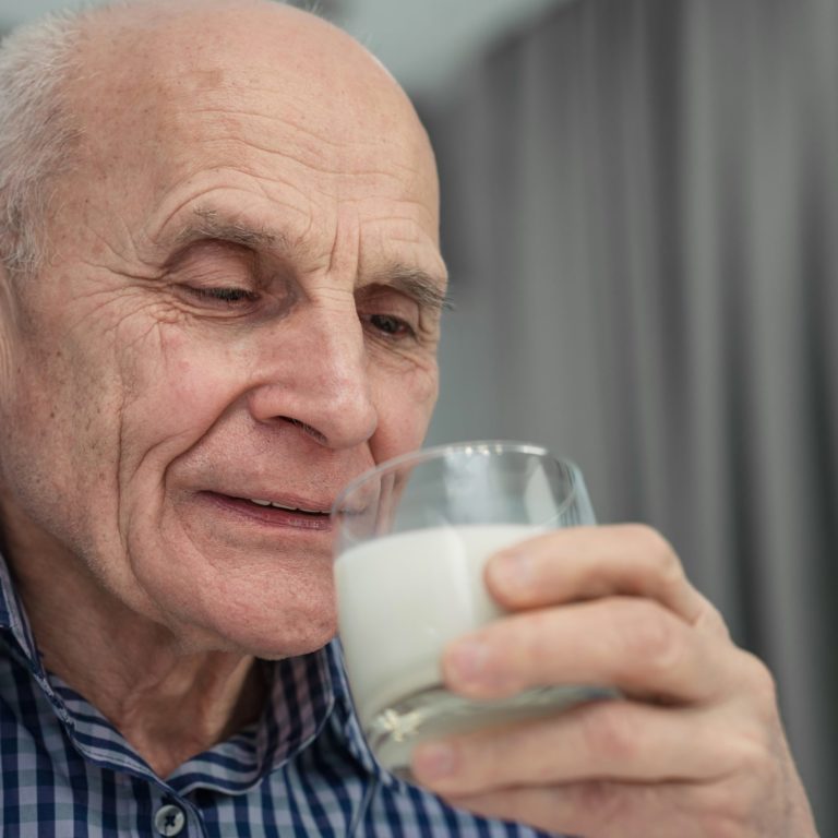 Los lácteos, aliados de nuestros mayores para asegurar una dieta equilibrada