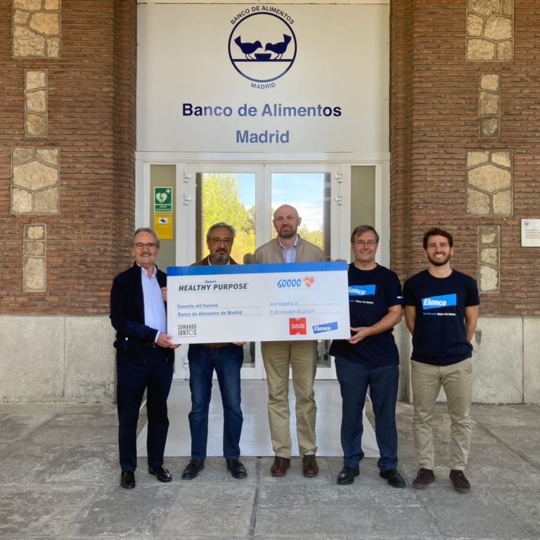 Foto BA Madrid Donación a Banco de Alimentos de Marid
